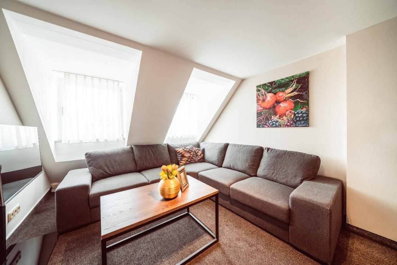 Familienapartment Am Neumarkt Lll Dresda Exterior foto